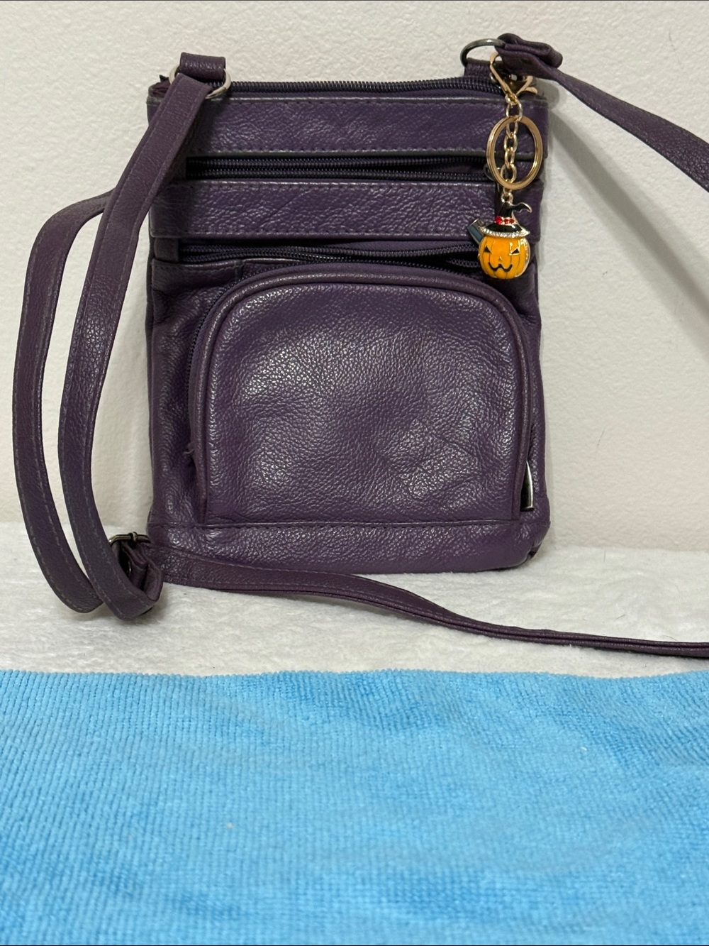 Source Unknown Purple Crossbody Bag with Pumpkin Charm